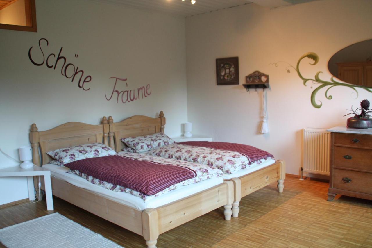 Ferienwohnung Gartenreich Obereisenheim Esterno foto